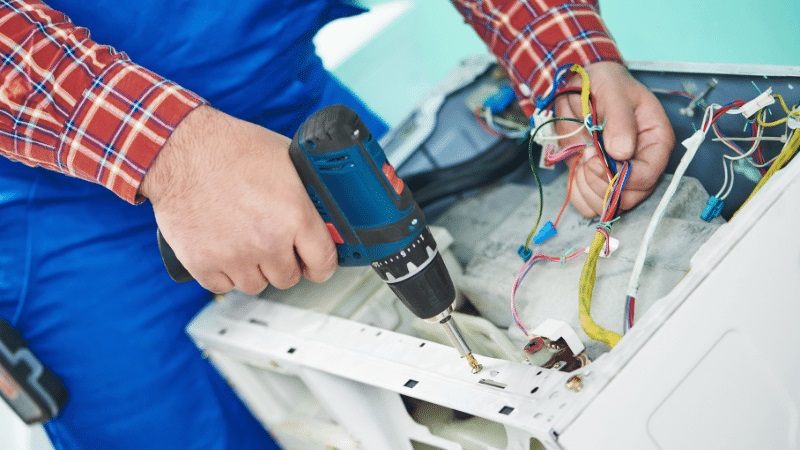 Gördes ECA ECA çamaşır makinesi kart tamiri – Su almama arızası orijinal parça ile giderildi. - Teknik servis örneği